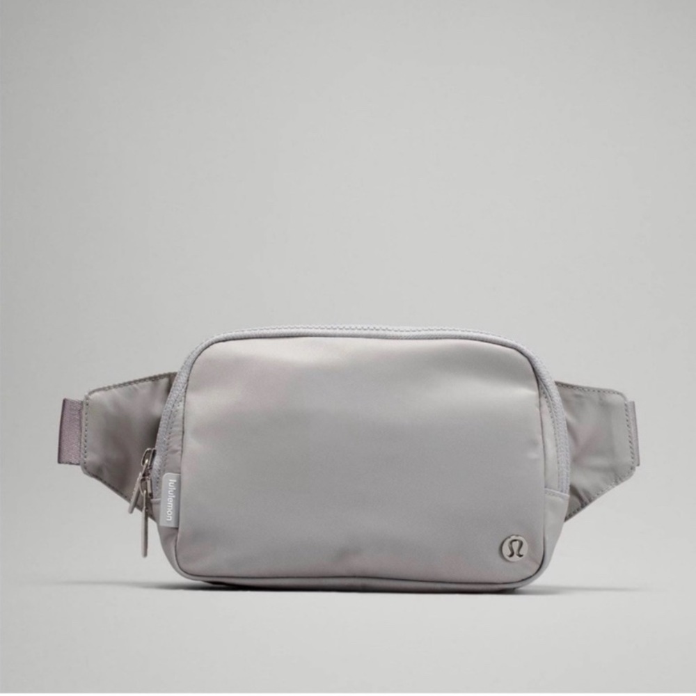 Lululemon LARGE Everywhere Belt Bag